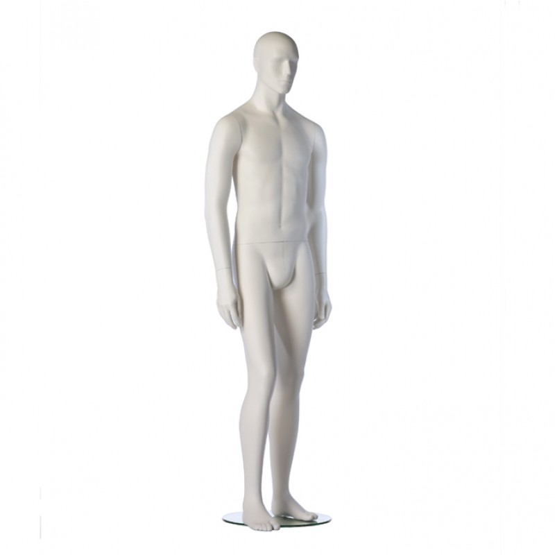 Roy – Slim-Fit – Herrenfigur – weiß – Spielbein rechts - Hindsgaul
